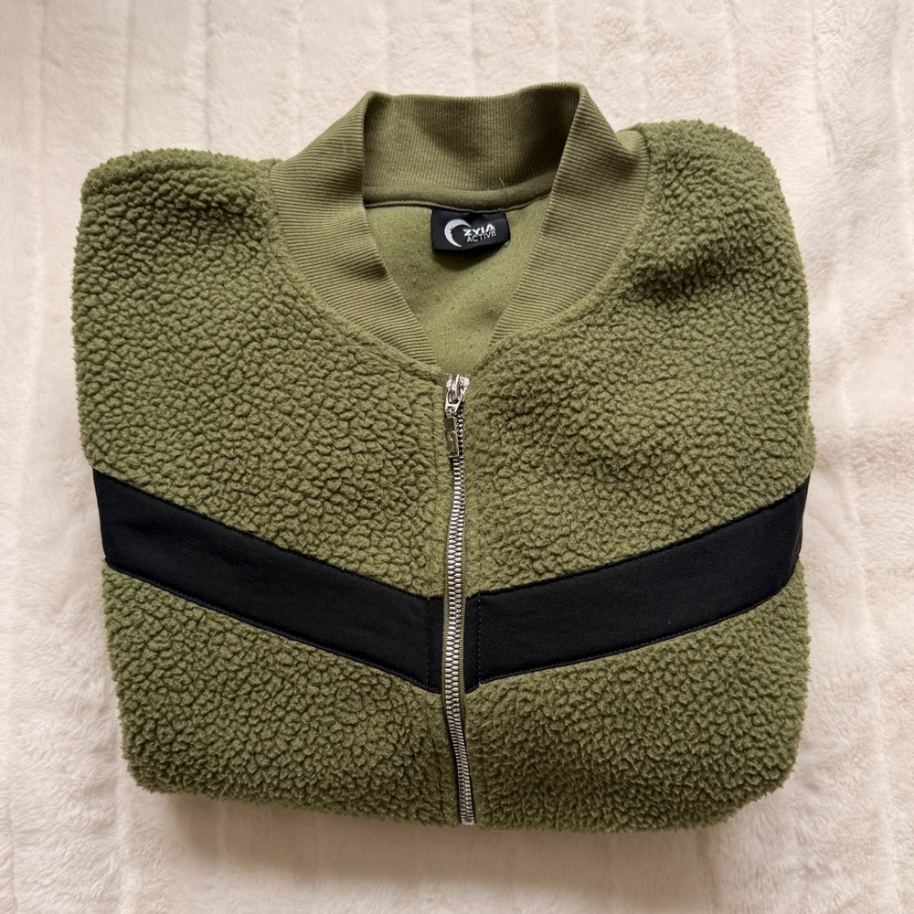 💚 Zyia Olive Green Sherpa Zip Up Teddy Jacket